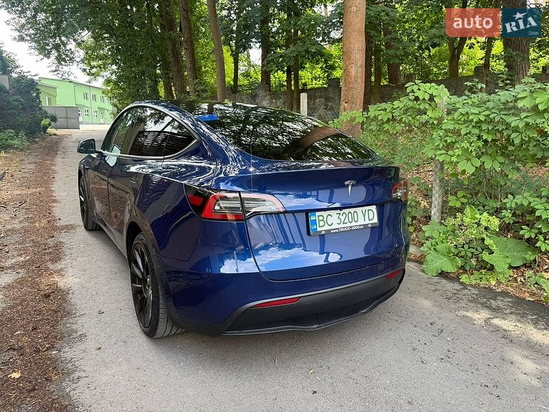 Внедорожник / Кроссовер Tesla Model Y 2021 в Львове