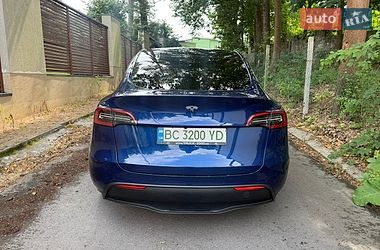 Внедорожник / Кроссовер Tesla Model Y 2021 в Львове