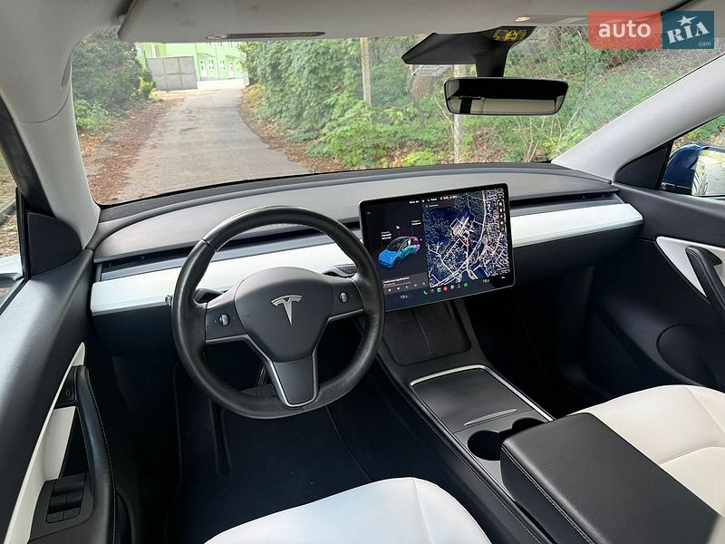 Внедорожник / Кроссовер Tesla Model Y 2021 в Львове