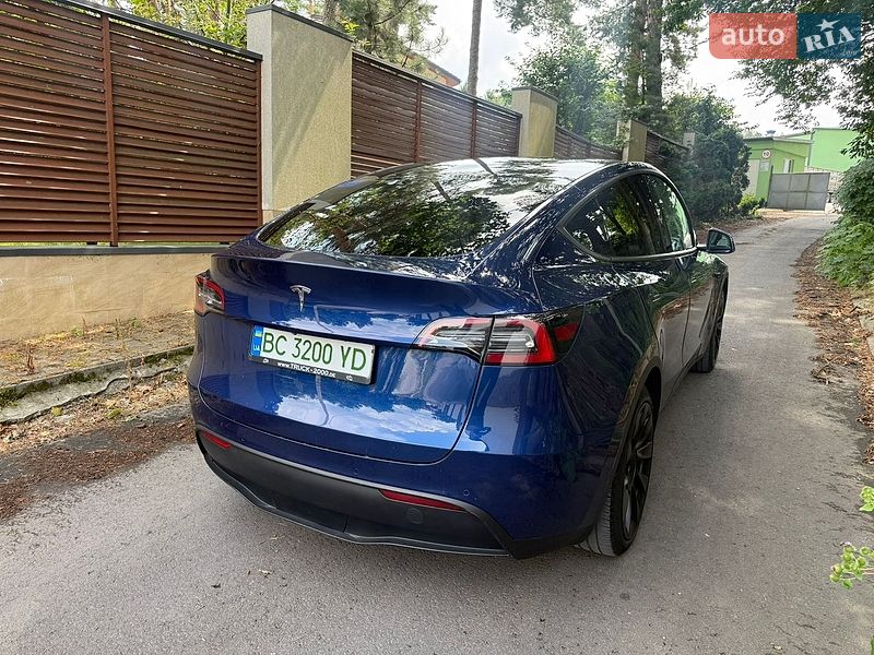 Внедорожник / Кроссовер Tesla Model Y 2021 в Львове