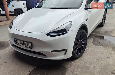 Tesla Model Y  2022