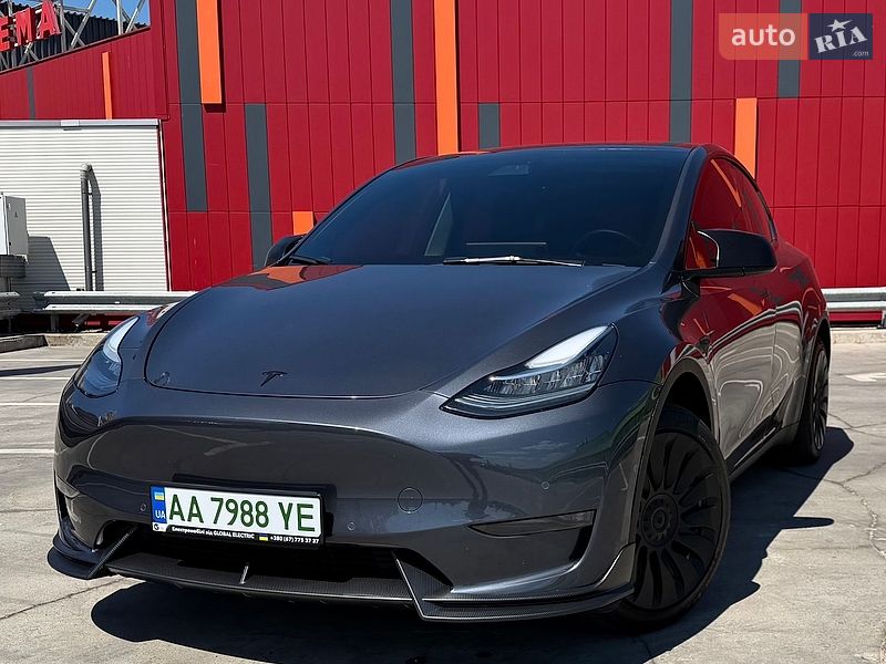 Tesla Model Y 2021