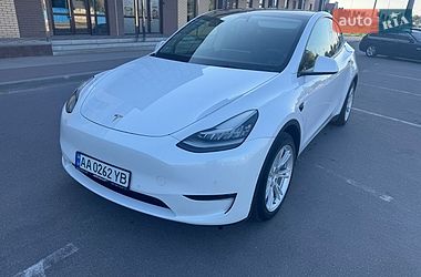 Tesla Model Y 2021