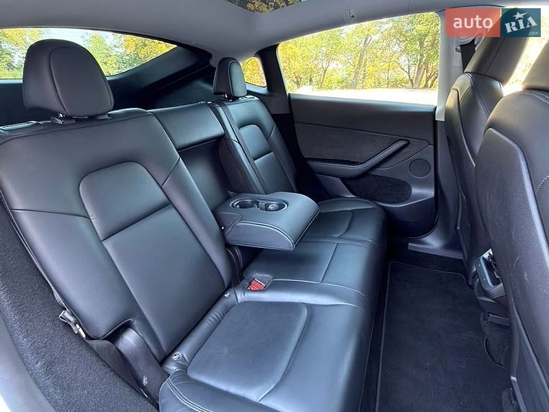 Внедорожник / Кроссовер Tesla Model Y 2023 в Одессе