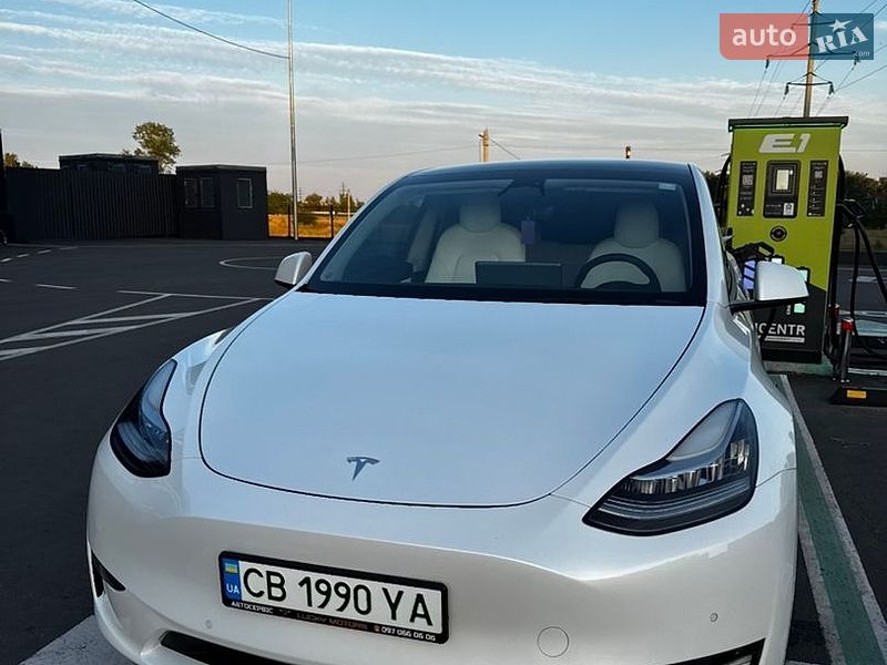 Позашляховик / Кросовер Tesla Model Y 2022 в Чернігові