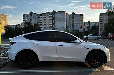 Позашляховик / Кросовер Tesla Model Y 2022 в Чернігові