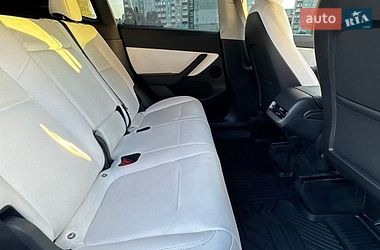 Позашляховик / Кросовер Tesla Model Y 2022 в Чернігові