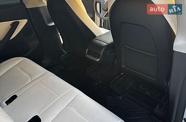 Позашляховик / Кросовер Tesla Model Y 2022 в Чернігові
