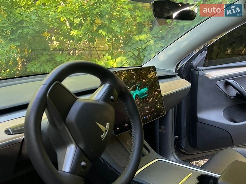 Внедорожник / Кроссовер Tesla Model Y 2022 в Кагарлыке