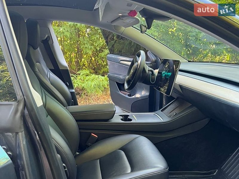 Внедорожник / Кроссовер Tesla Model Y 2022 в Кагарлыке