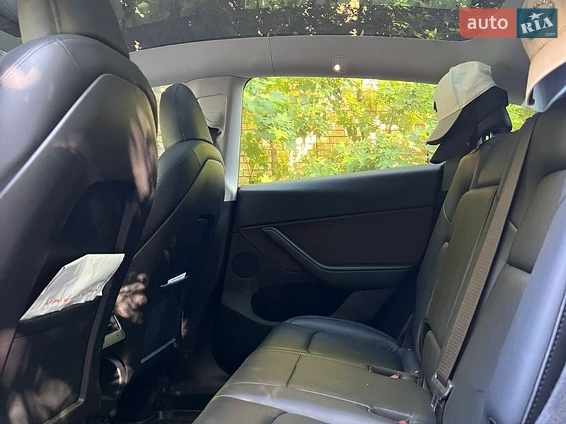 Внедорожник / Кроссовер Tesla Model Y 2022 в Кагарлыке