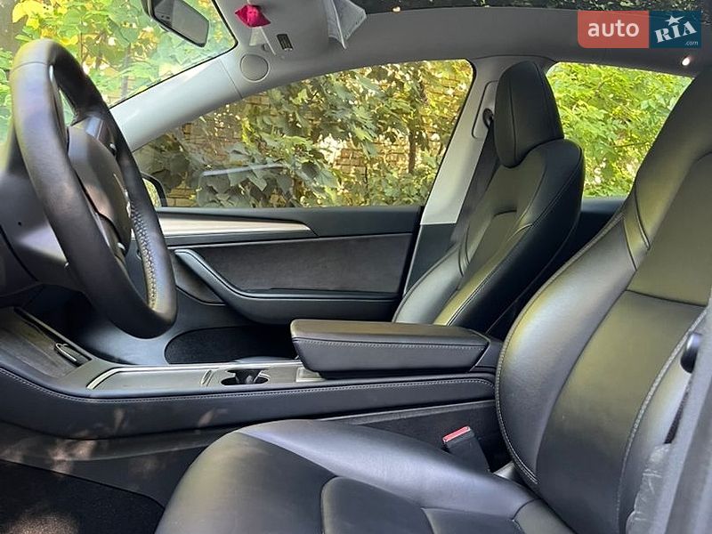 Внедорожник / Кроссовер Tesla Model Y 2022 в Кагарлыке