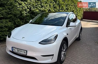 Tesla Model Y  2023