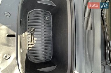 Внедорожник / Кроссовер Tesla Model Y 2021 в Черновцах