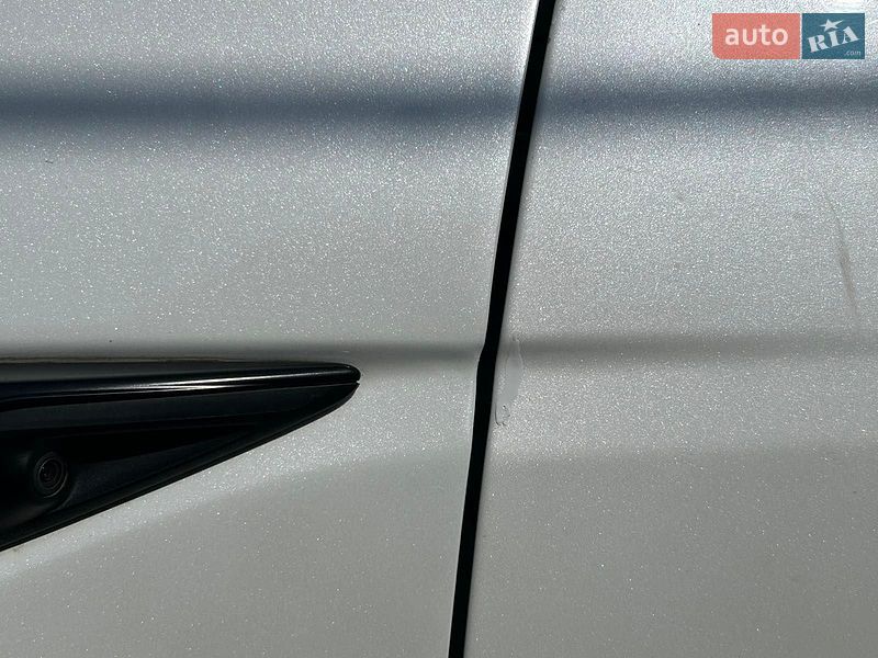 Внедорожник / Кроссовер Tesla Model Y 2021 в Черновцах