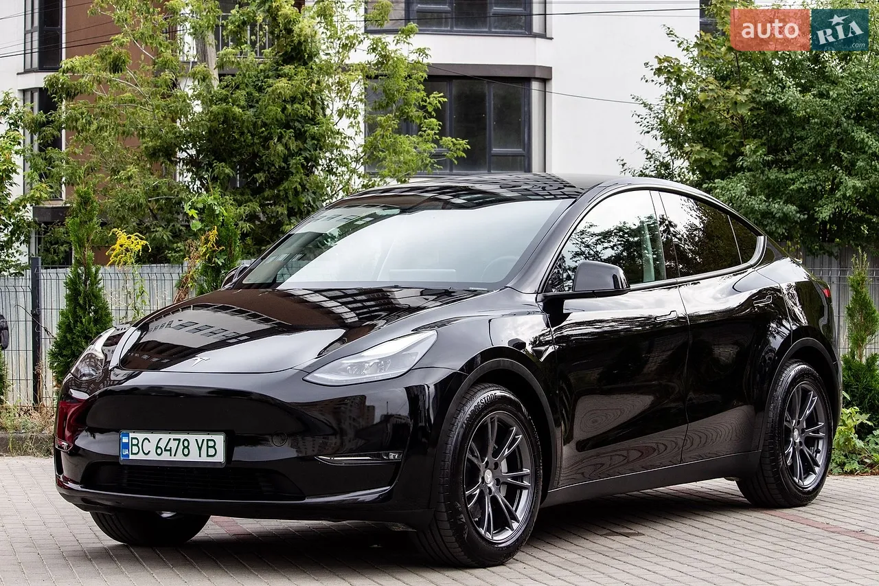 2024 Tesla Model Y - мініатюра 3
