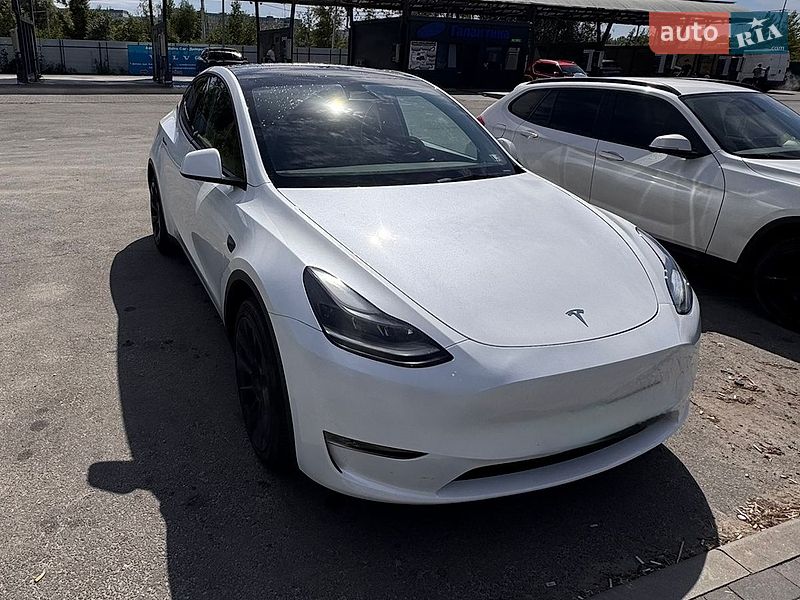 Внедорожник / Кроссовер Tesla Model Y 2023 в Днепре Внедорожник / Кроссовер Tesla Model Y 2023 в Днепре
