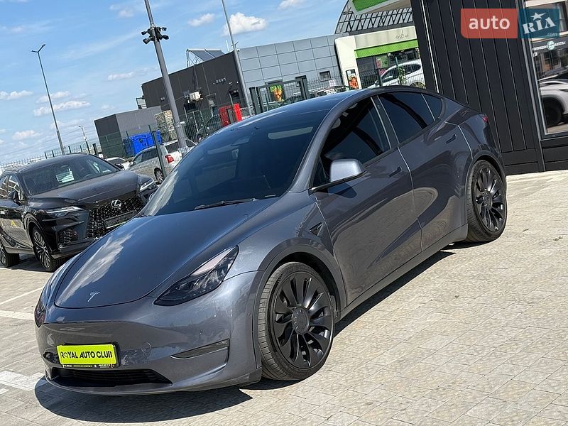 Внедорожник / Кроссовер Tesla Model Y 2022 в Львове