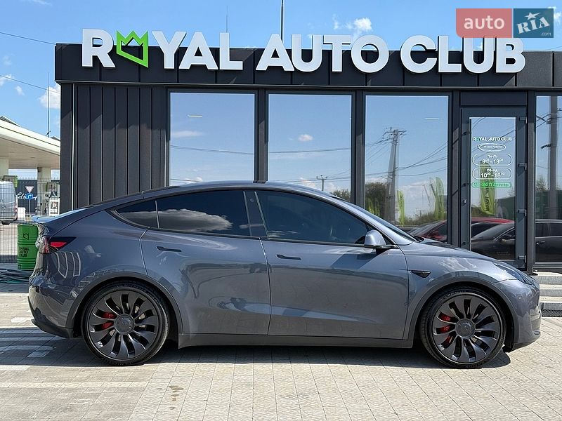 Внедорожник / Кроссовер Tesla Model Y 2022 в Львове