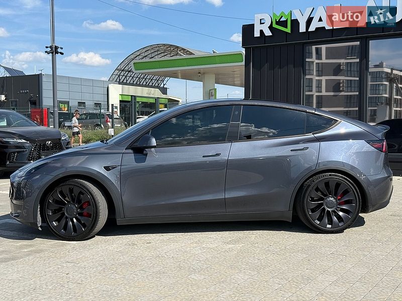 Внедорожник / Кроссовер Tesla Model Y 2022 в Львове