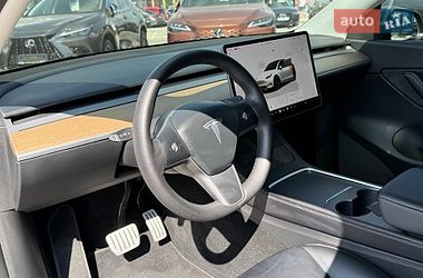 Внедорожник / Кроссовер Tesla Model Y 2022 в Львове