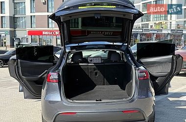 Внедорожник / Кроссовер Tesla Model Y 2022 в Львове