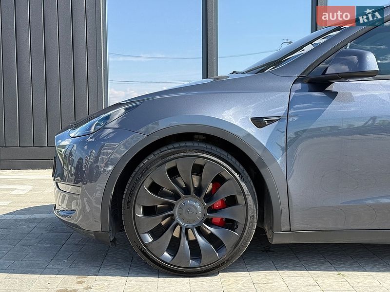 Внедорожник / Кроссовер Tesla Model Y 2022 в Львове