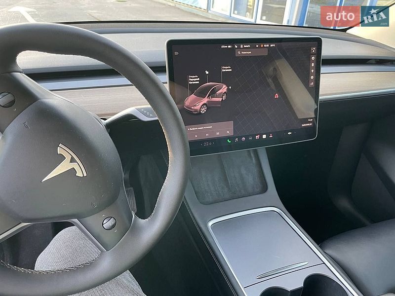 Позашляховик / Кросовер Tesla Model Y 2021 в Львові