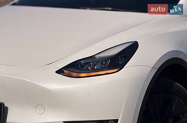 Позашляховик / Кросовер Tesla Model Y 2023 в Кривому Розі