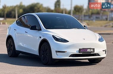 Позашляховик / Кросовер Tesla Model Y 2023 в Кривому Розі
