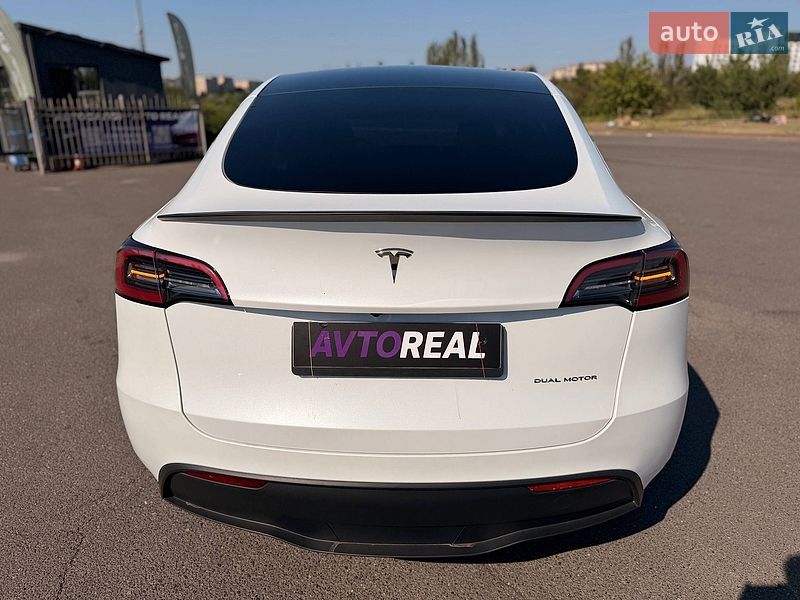 Позашляховик / Кросовер Tesla Model Y 2023 в Кривому Розі