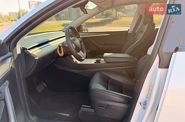 Позашляховик / Кросовер Tesla Model Y 2023 в Кривому Розі