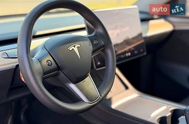 Позашляховик / Кросовер Tesla Model Y 2023 в Кривому Розі