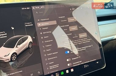 Позашляховик / Кросовер Tesla Model Y 2023 в Кривому Розі