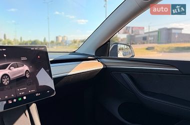 Позашляховик / Кросовер Tesla Model Y 2023 в Кривому Розі
