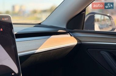 Позашляховик / Кросовер Tesla Model Y 2023 в Кривому Розі