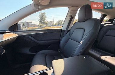 Позашляховик / Кросовер Tesla Model Y 2023 в Кривому Розі