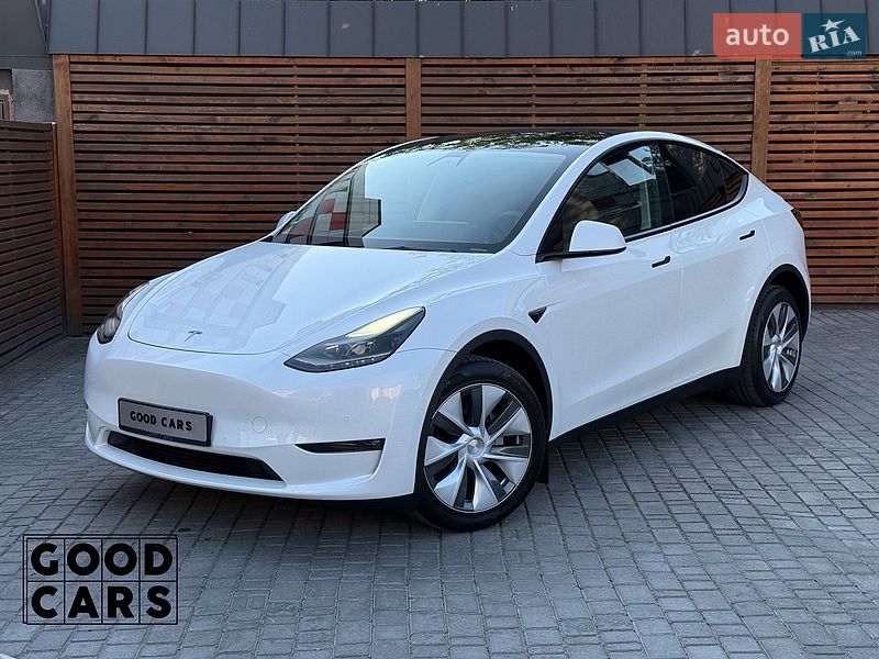 Tesla Model Y 2022
