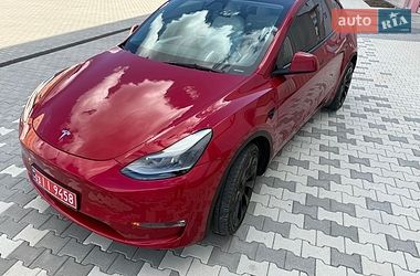 Tesla Model Y  2023
