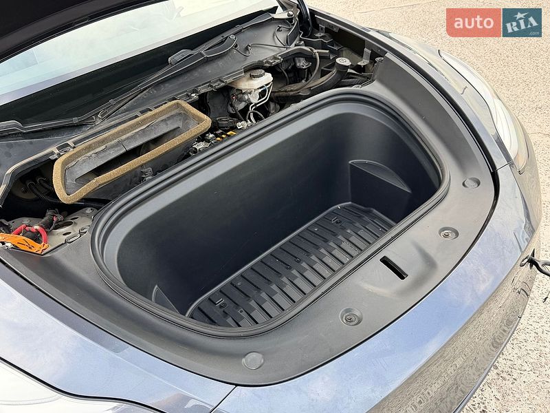 Внедорожник / Кроссовер Tesla Model Y 2021 в Дрогобыче фото 46 Внедорожник / Кроссовер Tesla Model Y 2021 в Дрогобыче