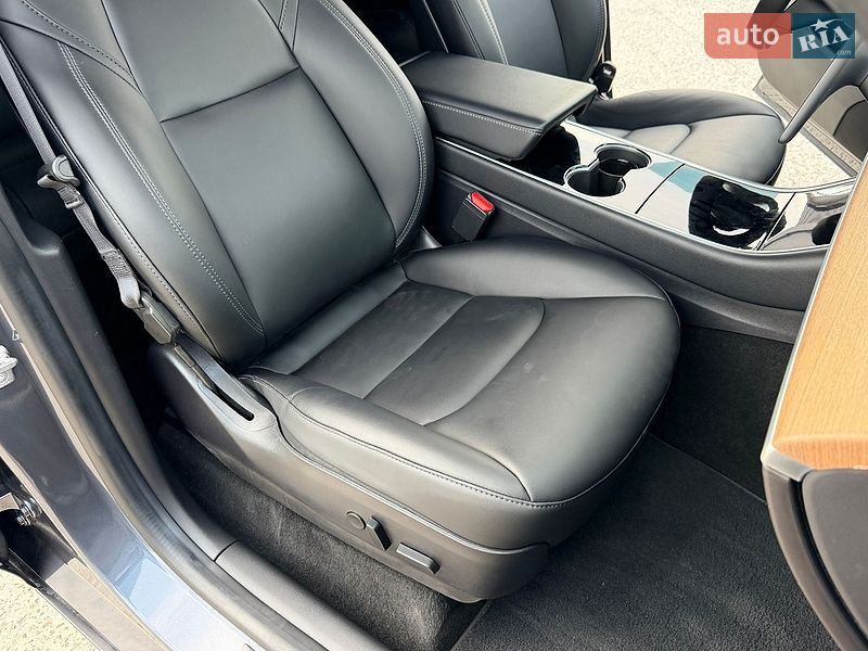Внедорожник / Кроссовер Tesla Model Y 2021 в Дрогобыче фото 48 Внедорожник / Кроссовер Tesla Model Y 2021 в Дрогобыче