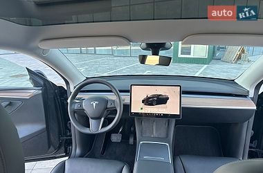 Позашляховик / Кросовер Tesla Model Y 2024 в Києві