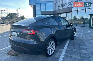 Позашляховик / Кросовер Tesla Model Y 2024 в Києві