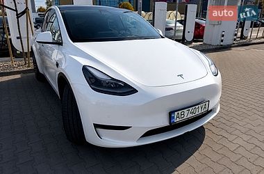 Tesla Model Y  2021