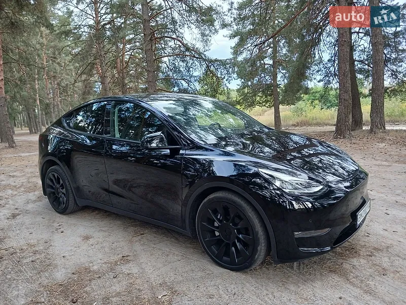 Tesla Model Y 2022