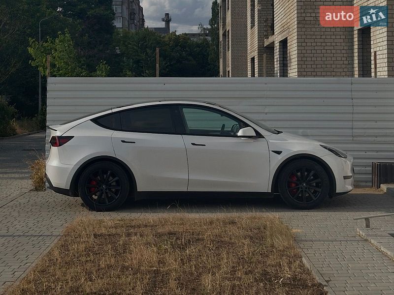 Tesla Model Y 2022 Tesla Model Y 2022