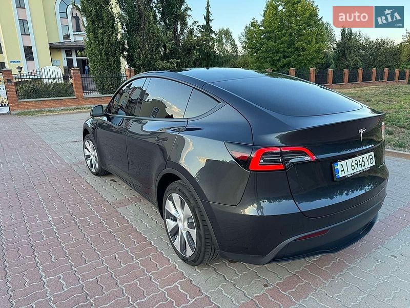 Внедорожник / Кроссовер Tesla Model Y 2024 в Обухове