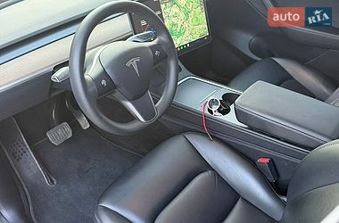Внедорожник / Кроссовер Tesla Model Y 2021 в Черновцах