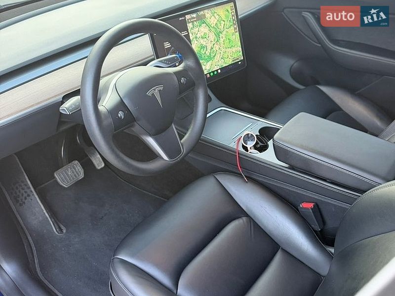 Внедорожник / Кроссовер Tesla Model Y 2021 в Черновцах