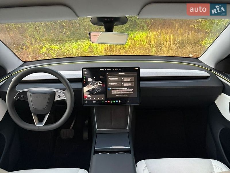 Позашляховик / Кросовер Tesla Model Y 2025 в Києві фото 10 Позашляховик / Кросовер Tesla Model Y 2025 в Києві